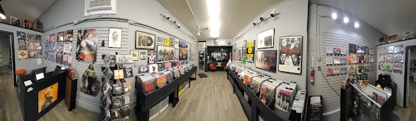 Vinyl Addiction Records in North Arlington, NJ storefront